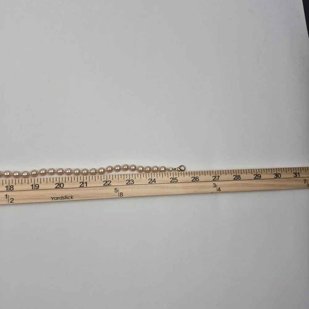 VTG Gold Tone Faux Pearl Necklace 25